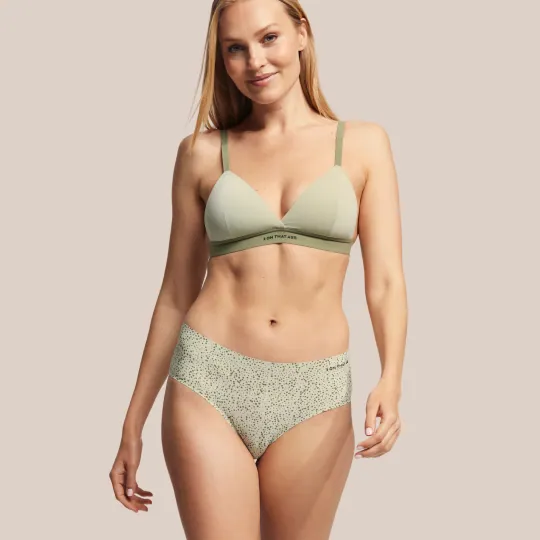 Photo of the Voelatass Women's clothing product