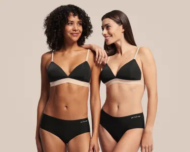 Campaign Photo of a woman who wears the Vray Women's Clothes