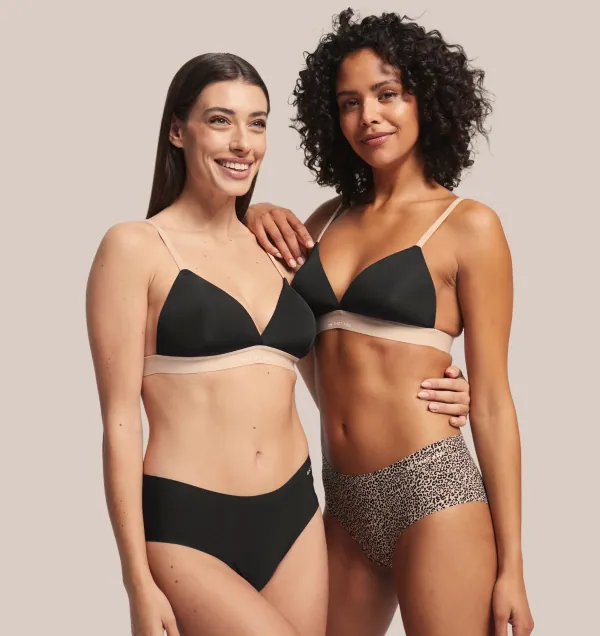 Photo of the Voelatass Women's clothing product