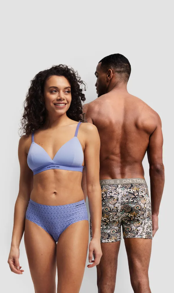 A woman who wears the Mind Women's Clothes and a man who wears the Men's Clothes